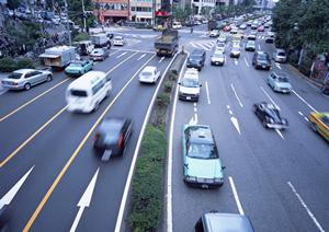 技術を磨いた専門店の車検見積もり